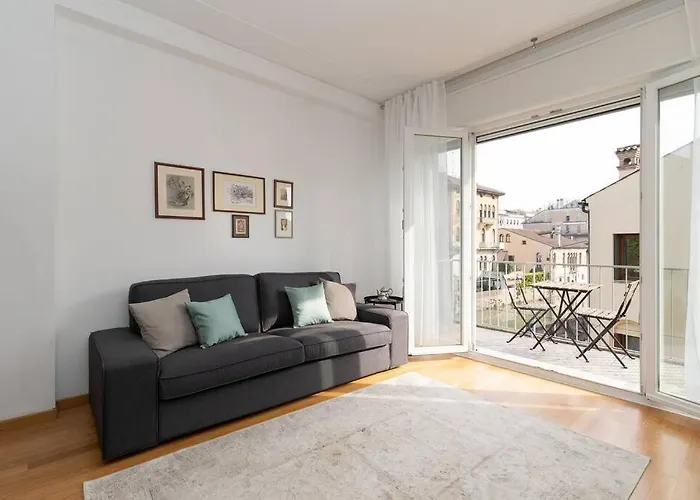 Enjoy Home - Appartamento Signorile Con Vista